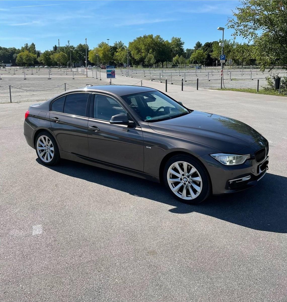 BMW 320