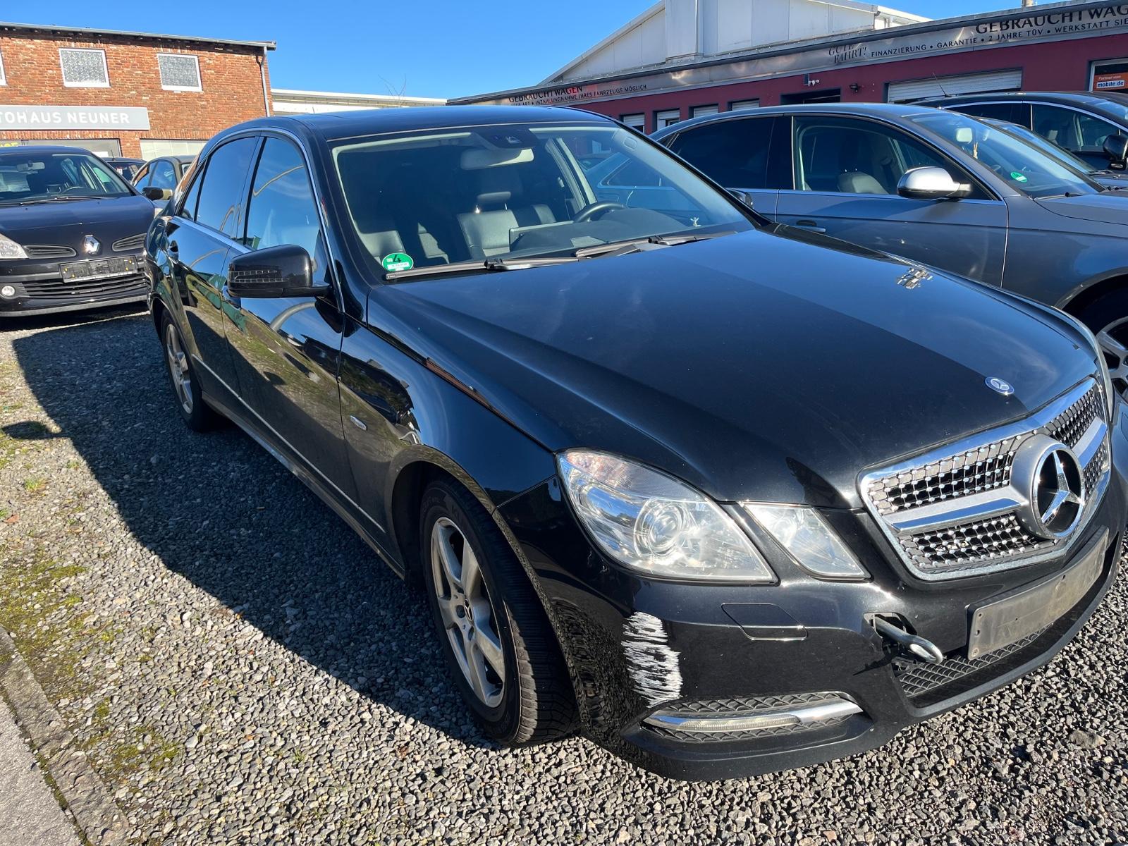 Mercedes-Benz E 220 CDI BlueEFFICIENCY AVANTGARDE