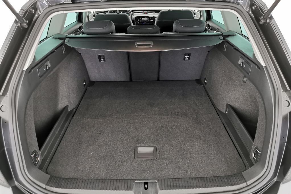 Volkswagen Passat Variant Business 2.0 TDI DSG RFK*PDC*NAV