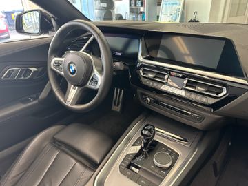 Fahrzeugabbildung BMW Z4 M40i Roadster*Keyless*Kamera*Distronic*HarmK