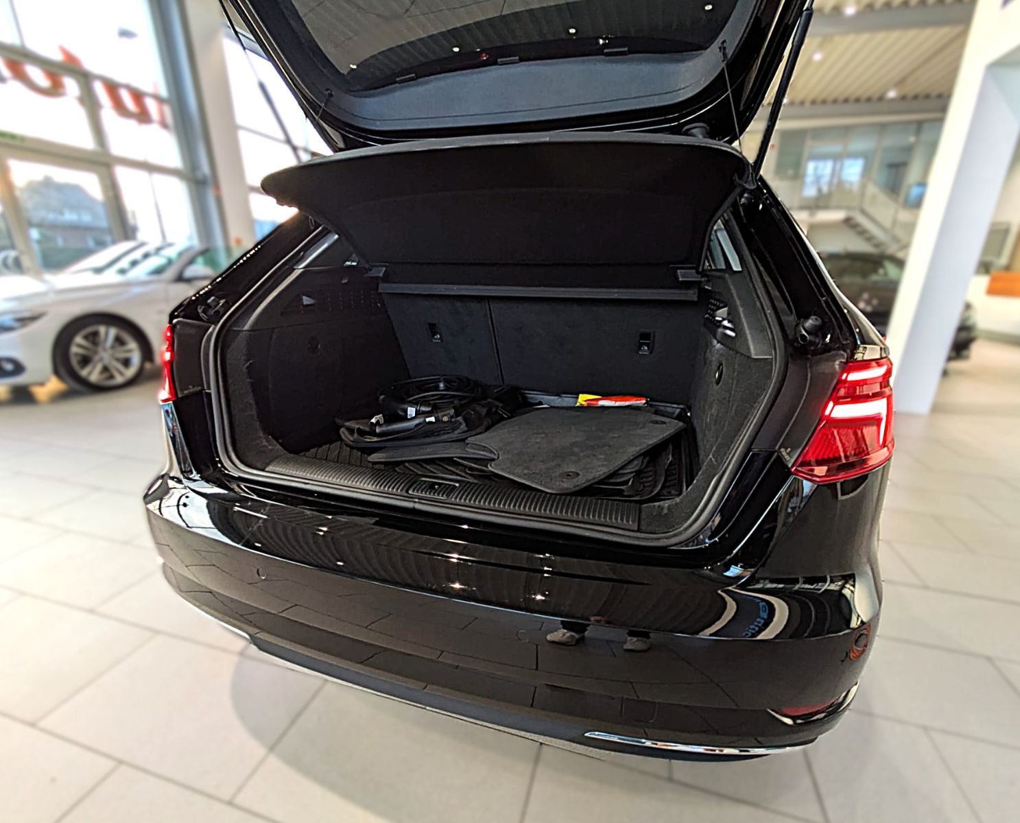 Fahrzeugabbildung Audi A3 Sportback 40 e-tron *VIRTUAL*NAVI*B&O*ACC*LED