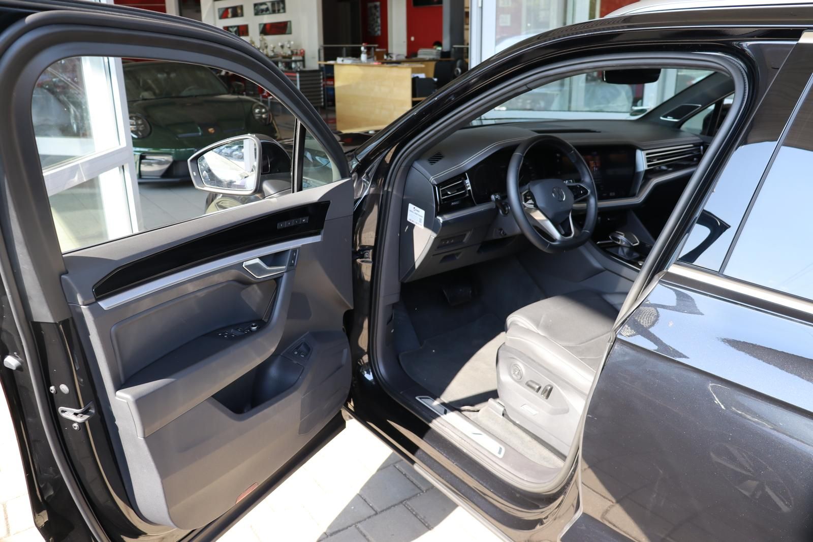Volkswagen Touareg Elegance eHybrid Dynaudio Luft Massage foto 3