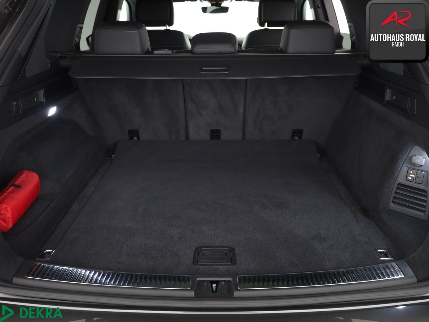 Volkswagen Touareg 3.0 TDI 4M R LINE 360° SITZKLIMA KEYLESS foto 14
