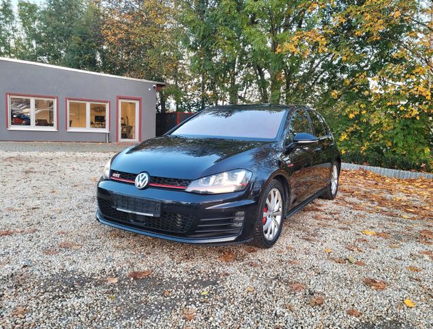 Volkswagen Golf VII Lim. GTI Performance 169kW*8xLMF*Navi*