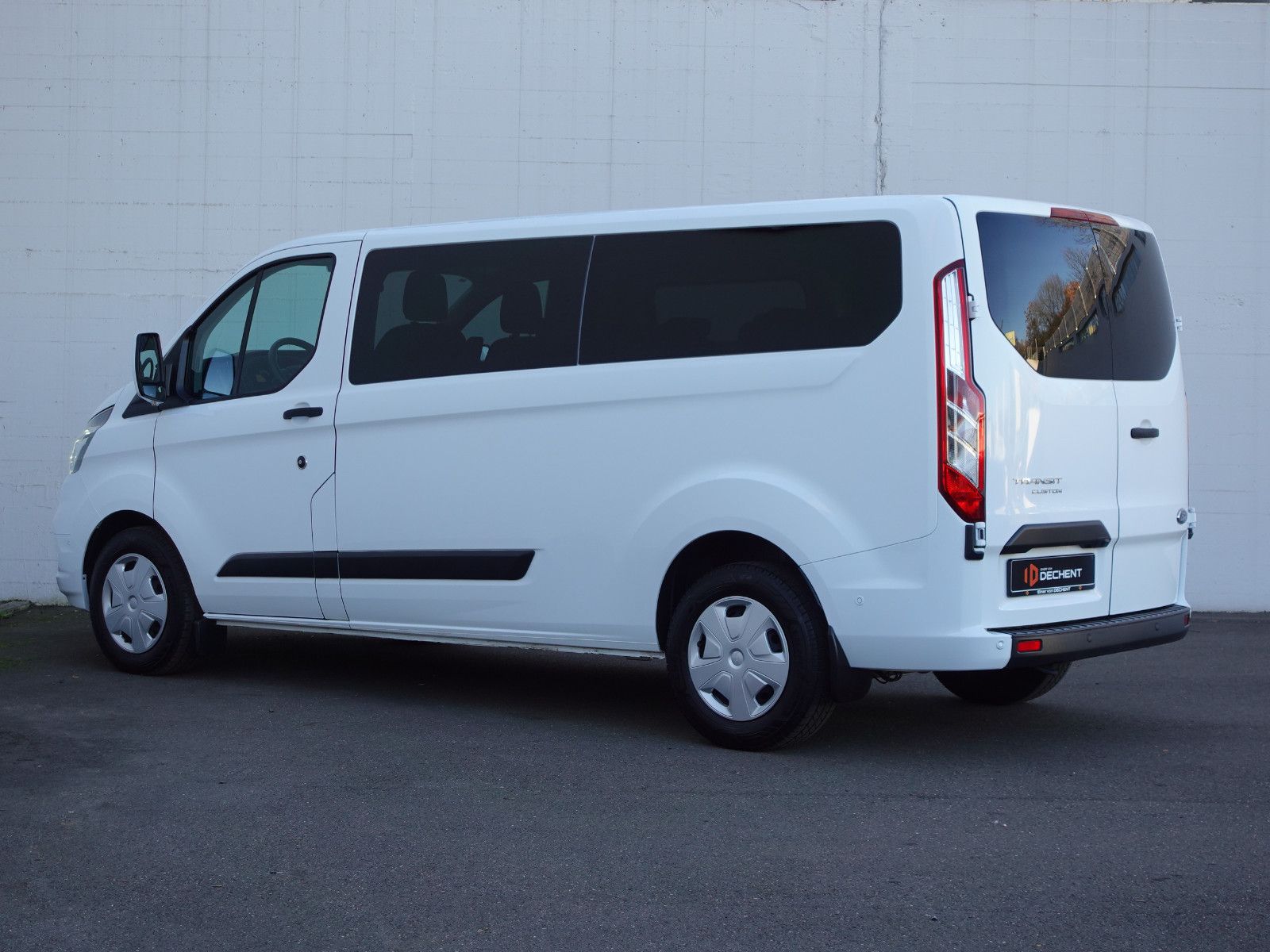 Fahrzeugabbildung Ford Transit Custom Kombi L2,9Sitze,Kamera,Trittbrett