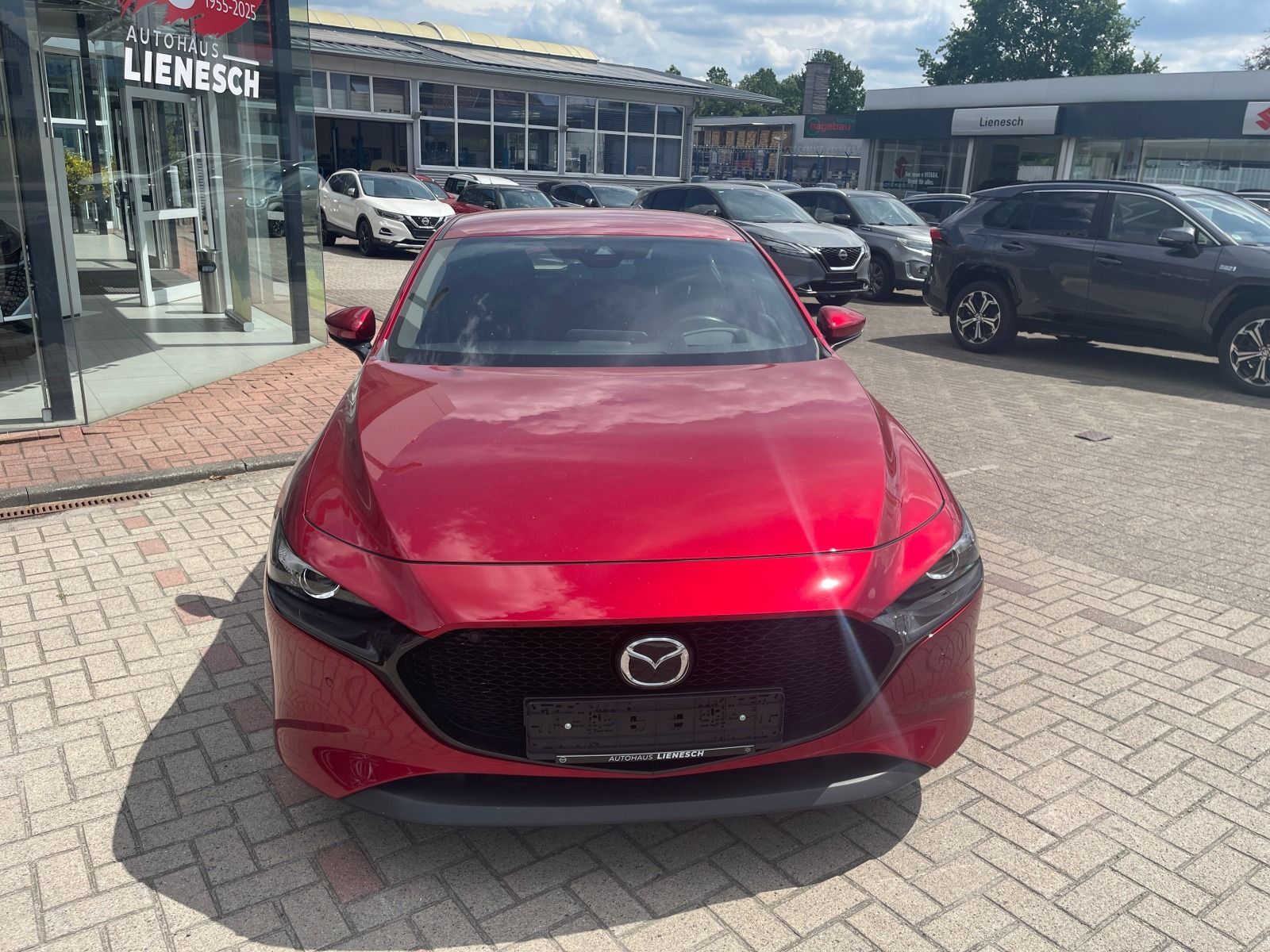 Fahrzeugabbildung Mazda 3 2.0 i Lim. Selection Mild-Hybrid