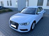 Audi A3 1.4 TFSI S tronic Attraction Sportback - Audi A3 Gebrauchtwagen in Nürnberg