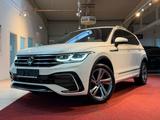 Volkswagen Tiguan R-Line 4Motion 2.0 TDI *LED*AHK*Kamera* - Volkswagen Tiguan R mit Benzin-Antrieb