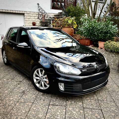 Volkswagen Golf 2.0 TSI DSG GTI *EINZELSTÜCK * *UNFALLFREI*