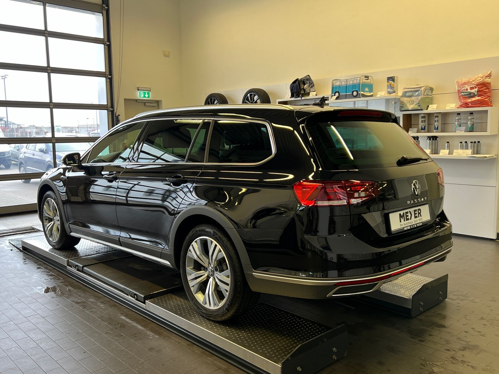 Fahrzeugabbildung Volkswagen Passat Variant Alltrack 2.0 TDI DSG 4MOTION *AHK