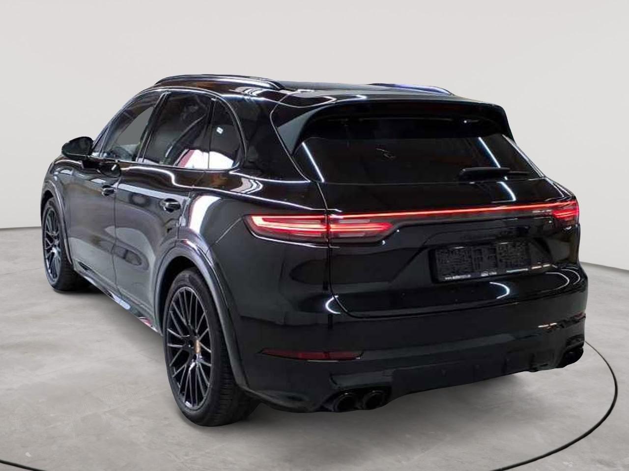 Porsche Cayenne GTS Pano HuD Massage SC Luft
