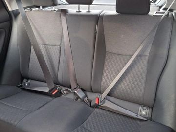 Toyota Yaris - 11