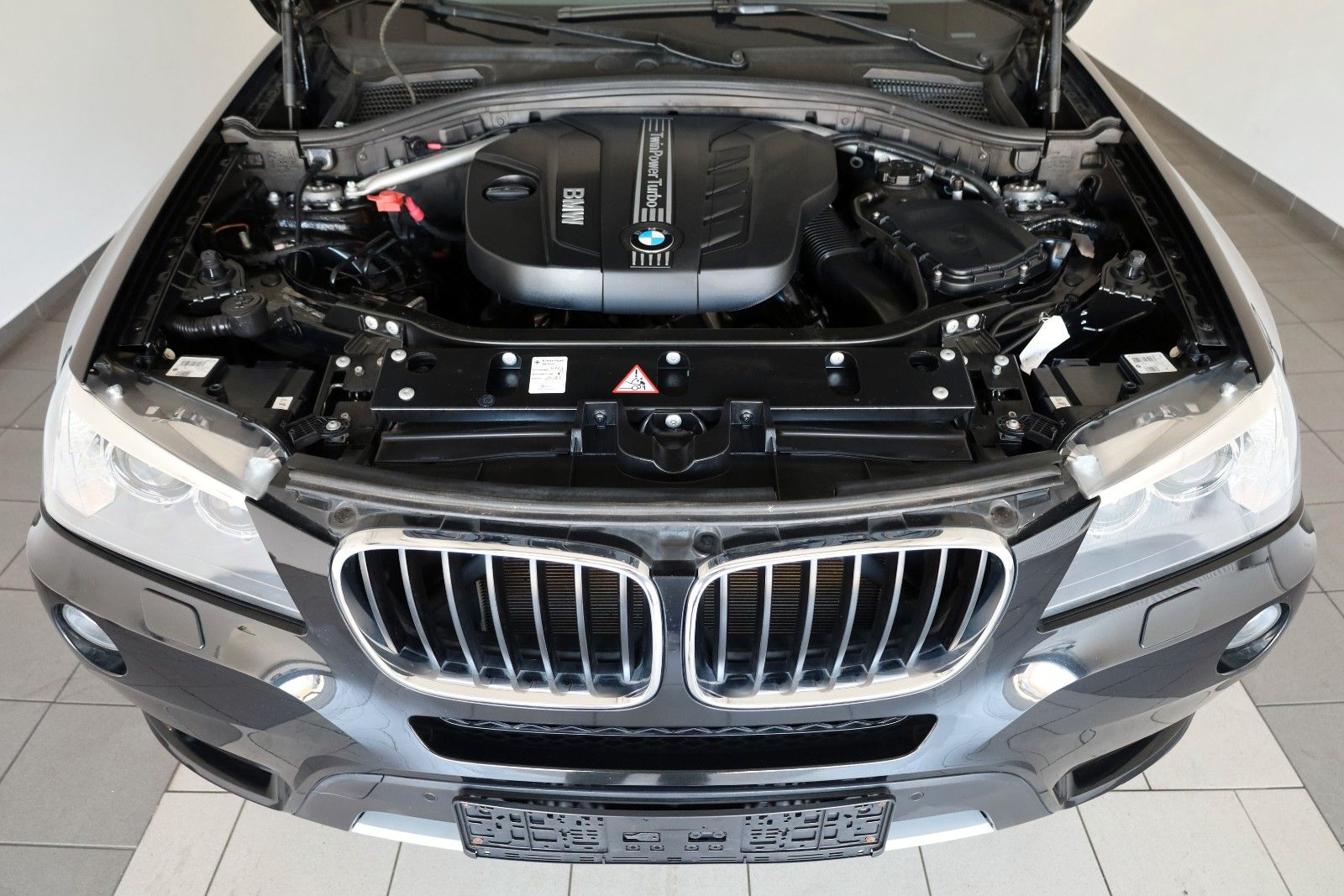 Fahrzeugabbildung BMW X3 xDrive 20d, X line,T.Leder,Navi,SH,Kamera,AHK