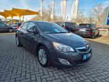 Opel Astra J Lim. 5-trg. Design Edition*Automatik* - Opel Astra aus 2011: J