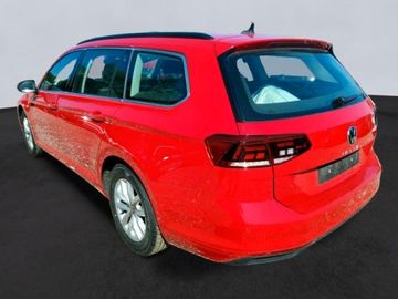 Volkswagen Passat - 4