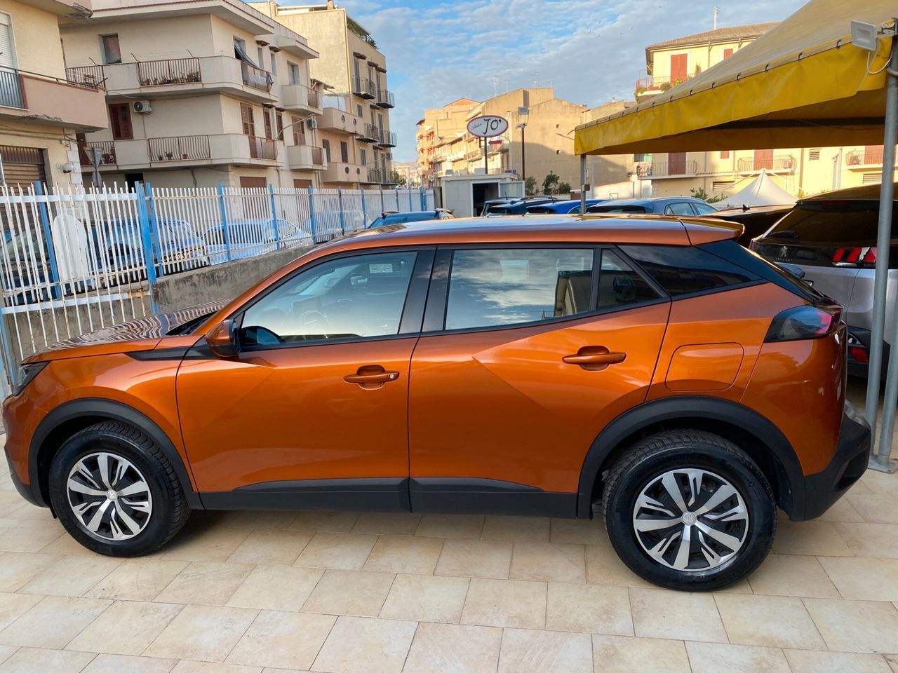 Peugeot 2008 BlueHDi 110 S&S Active Pack NAVI+TE imagem 3