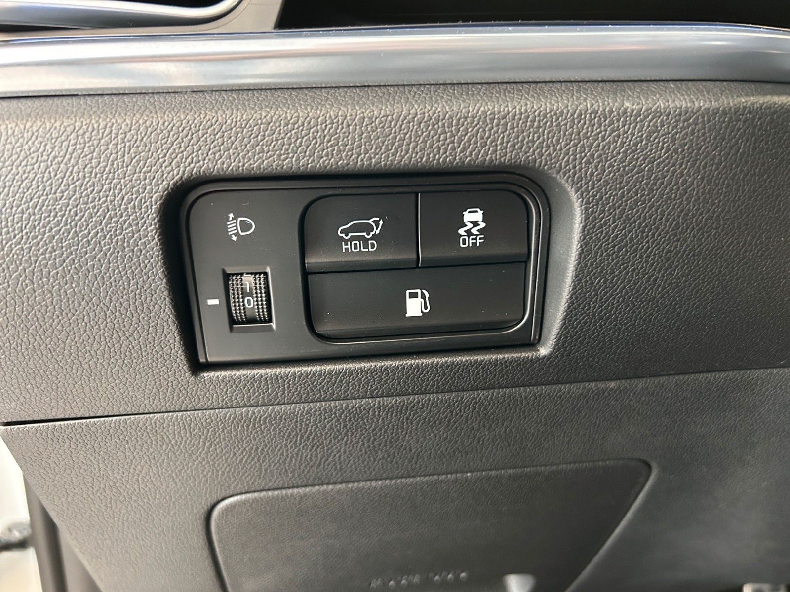 Fahrzeugabbildung Kia SORENTO PE 1.6T PHEV AWD PLAT NAP PR GD
