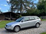 Audi A4 1.6 Avant 5Gang, 154tkm, rostfrei, TÜV!! - Audi A4 mit Benzin-Antrieb: Kombi, 1.6