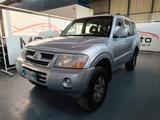 Mitsubishi Pajero 3.2 16V DI-D 5p. Instyle - 7 P - Mitsubishi Pajero Kombi Gebrauchtwagen