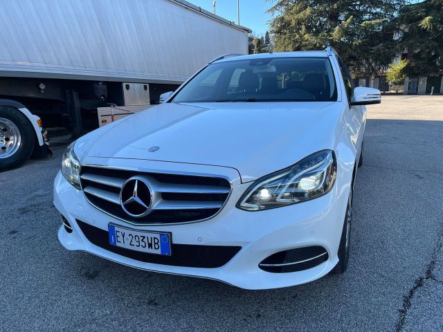 Mercedes-Benz Mercedes-benz E 220 BlueTEC S.W. Premium 2015