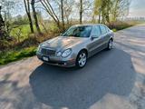 Mercedes-Benz E 500 Absolut kein Rost  - Mercedes-Benz E 500 aus 2006