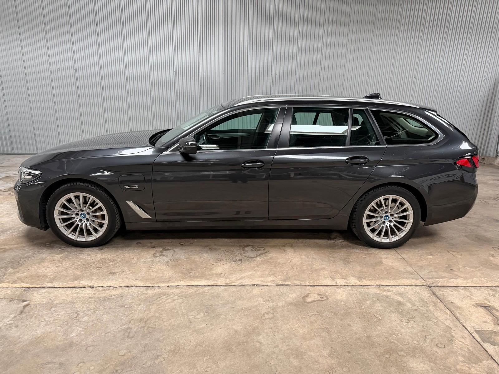 BMW 520e Touring Leder Navi Camera *€ 18.500 NETTO*