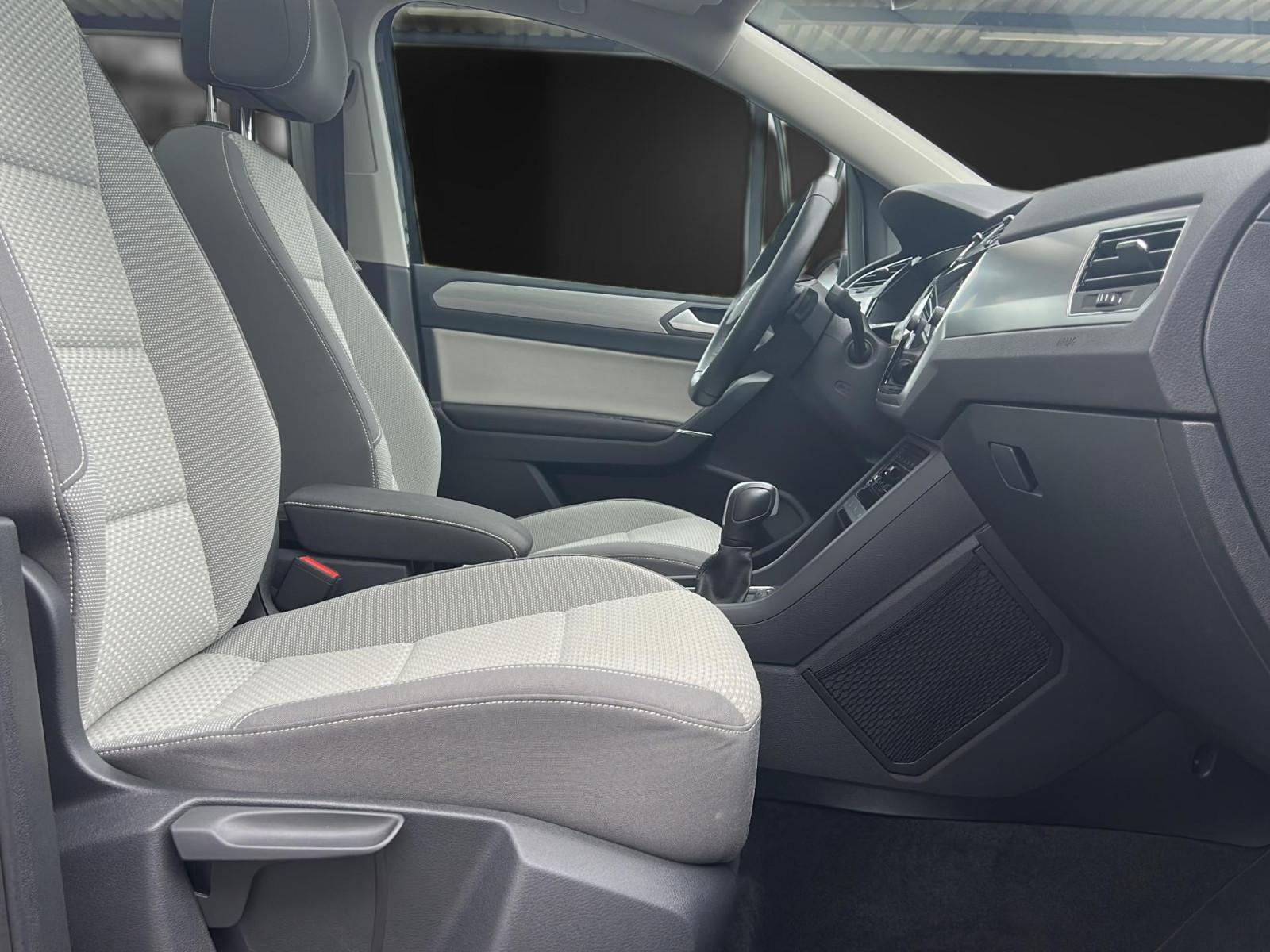 Volkswagen Touran Comf 7Sitz*AHK*STHZG*Kamera*Pano*EasyOpe, миниатюра 16