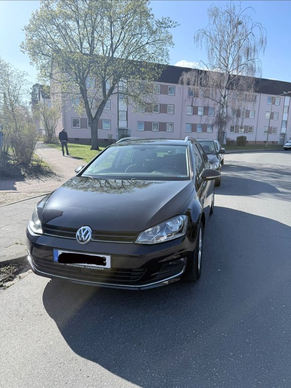 Image of Volkswagen Golf