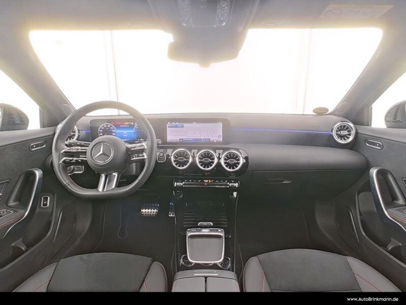 Mercedes-Benz A 250 e AMG-LINE/NIGHT/360°/TOTW/LED/SPURHSHZ
