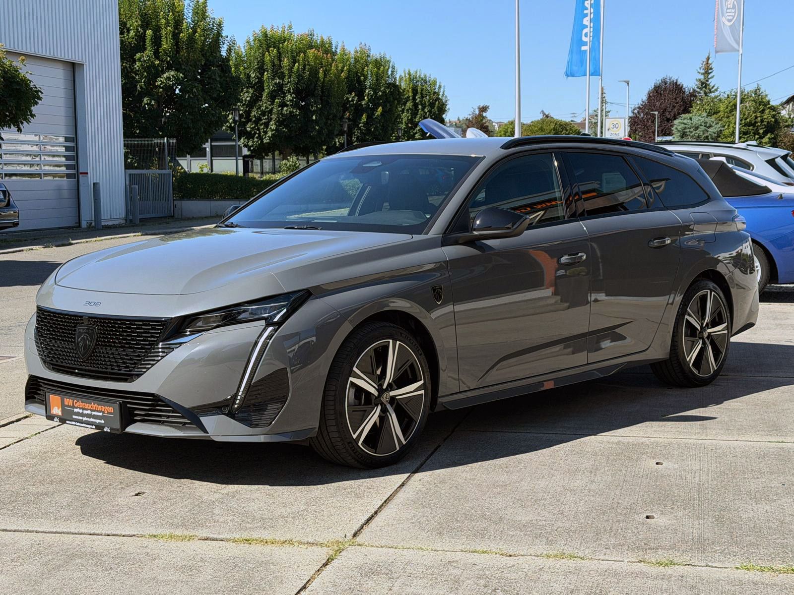 Fahrzeugabbildung Peugeot 308 GT Autom. Plug-In ACC KAM PDC NAV LED LHZ
