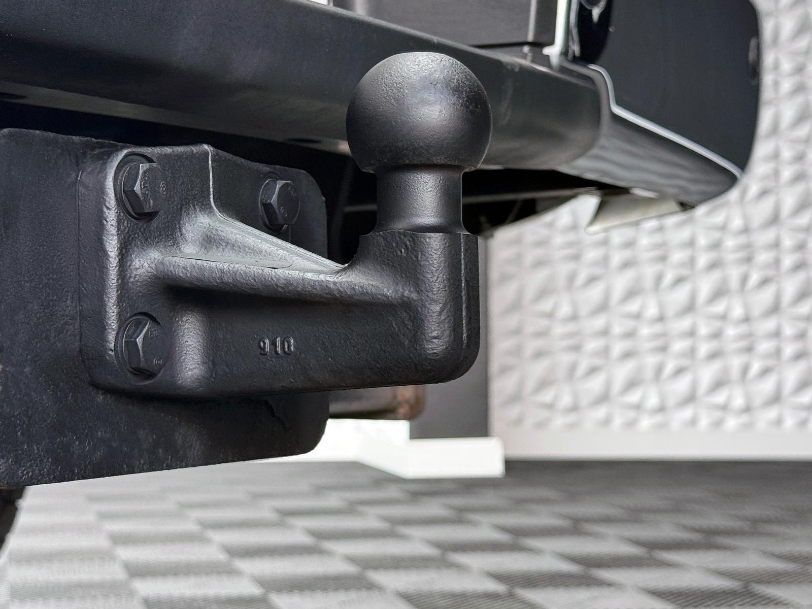 Fahrzeugabbildung Mercedes-Benz d POWER-EDITION/4MATIC/LED/KEYLES/360°/AHK