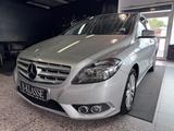 Mercedes-Benz B 200*AUTOMATIK*SPUR+TOTWINKELASSISTENT*MEMORY* - Mercedes-Benz B 200 in Essen