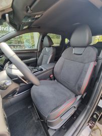 Fahrzeugabbildung Hyundai TUCSON 1.6 T-GDi 180PS DCT 48V 4WD N-LINE ASSI+