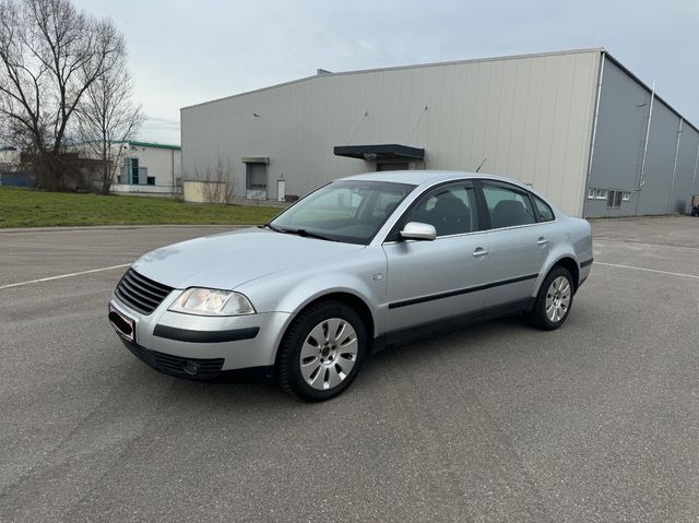 Volkswagen Passat Lim. Comfortline 4Motion