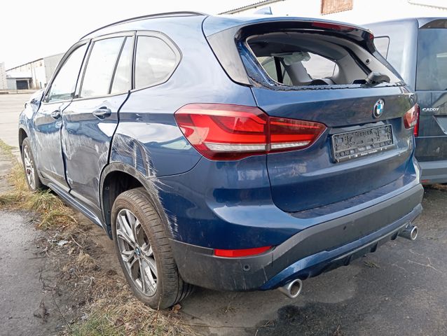 BMW X1 xDrive20i Sport Line - 1 Hand - 13.700 km !!!