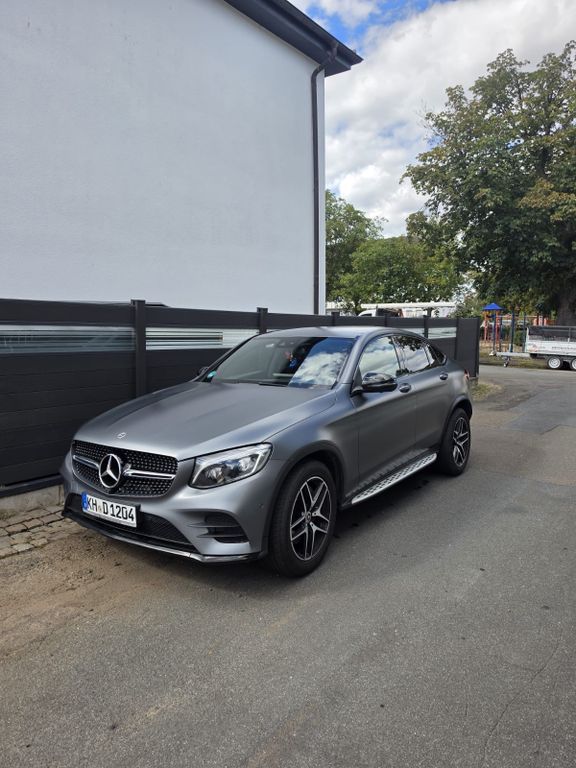 Image of Mercedes-Benz GLC 300
