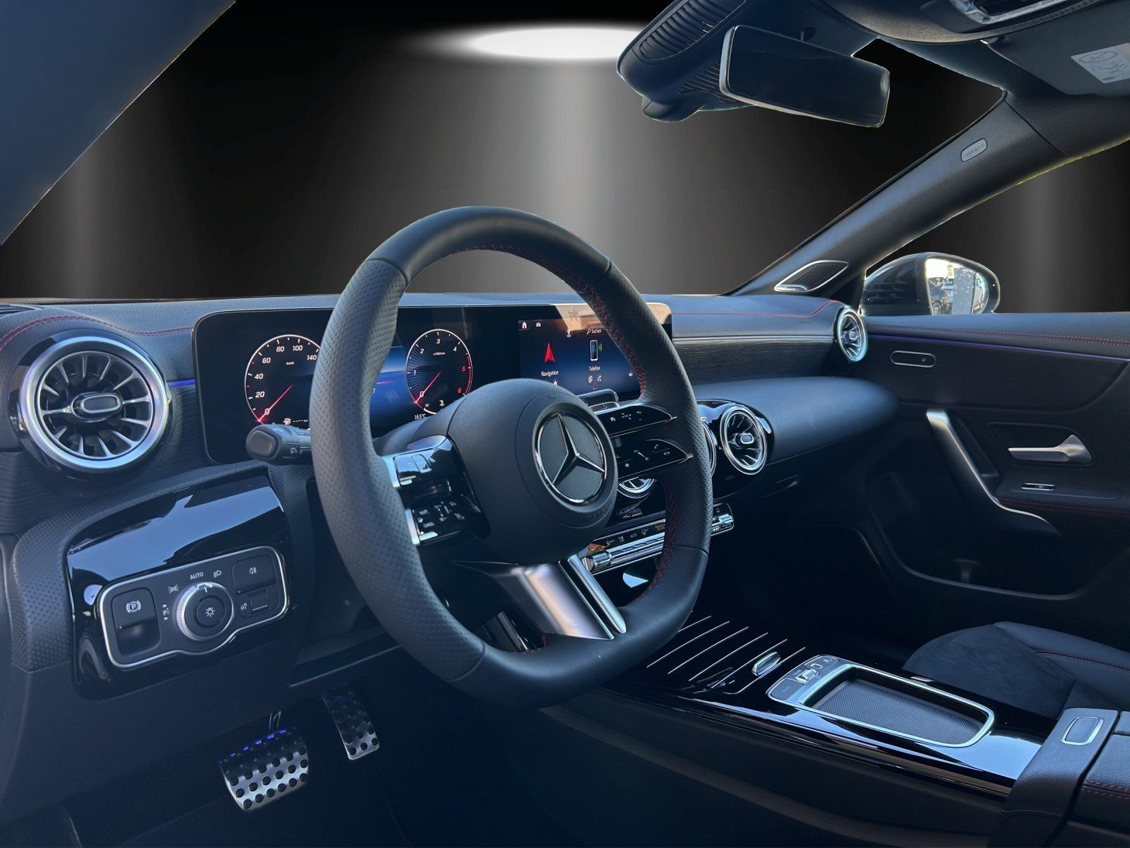 Fahrzeugabbildung Mercedes-Benz CLA 220d Coupé AMG Distro PANO Burme Multibeam