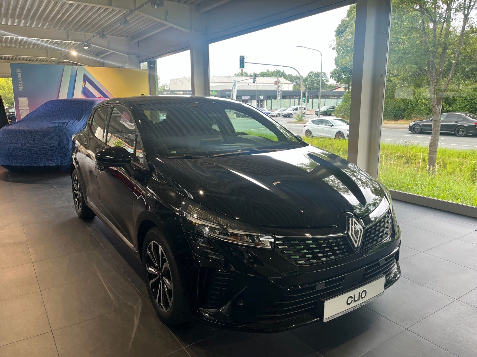 Fahrzeugabbildung Renault Clio TCe 90 Kiss