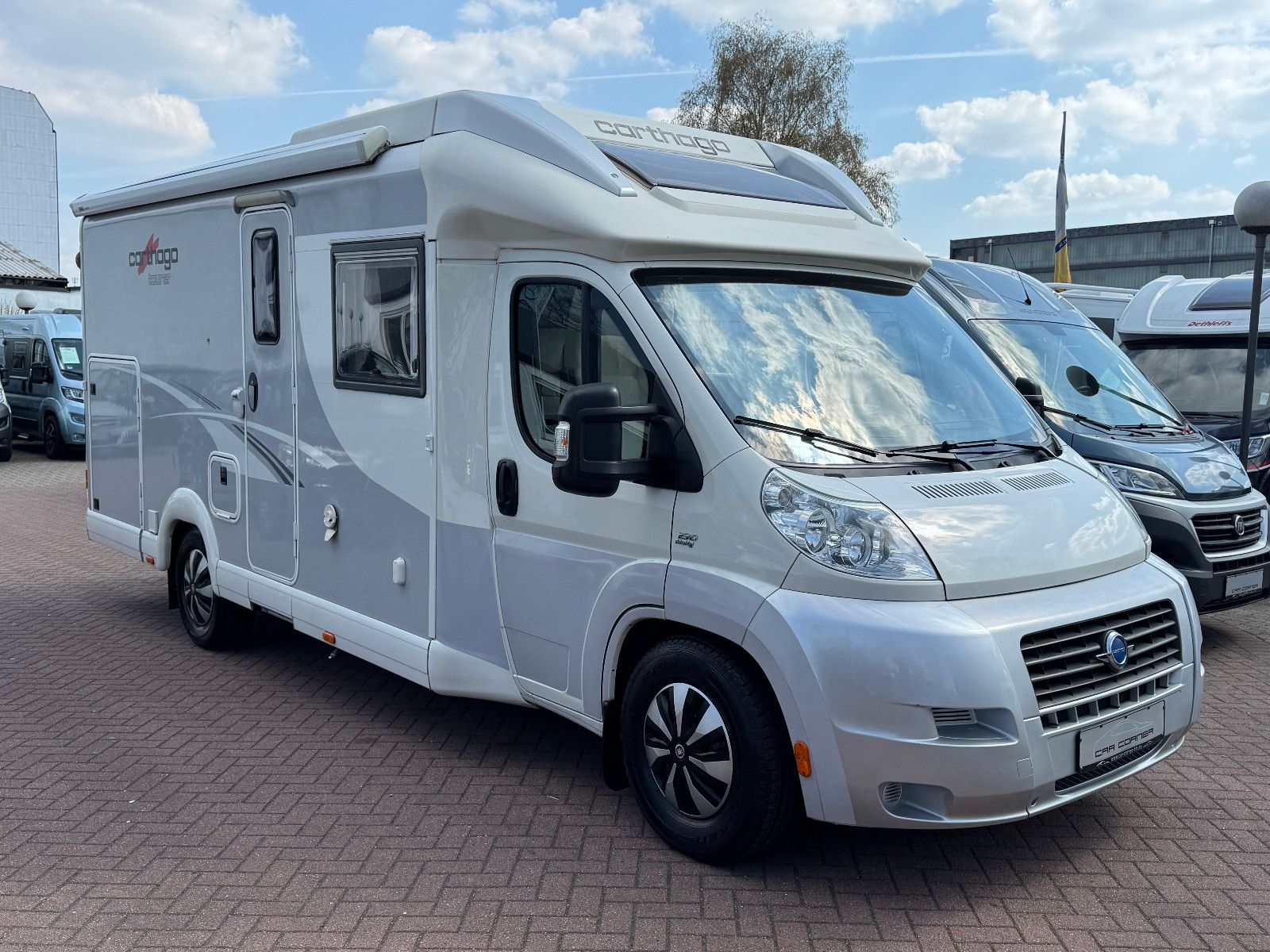 Fahrzeugabbildung Carthago TOURER C1 T 145 H FIAT DUCATO MAXI SOLAR TV SAT