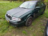 Skoda Octavia 1U 1.8T 20V Technikpaket  AUM - Skoda Octavia: 20v