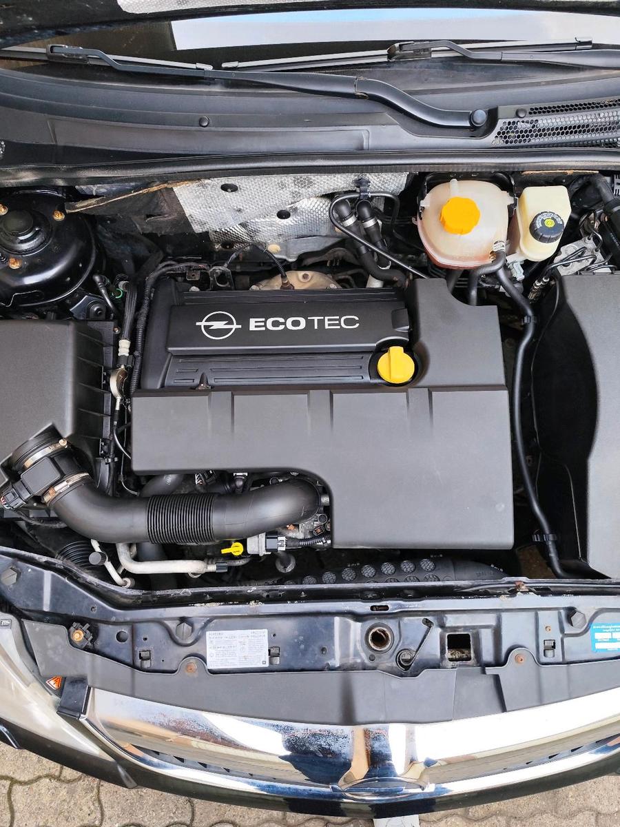 Opel Vectra 2006 — photo 13
