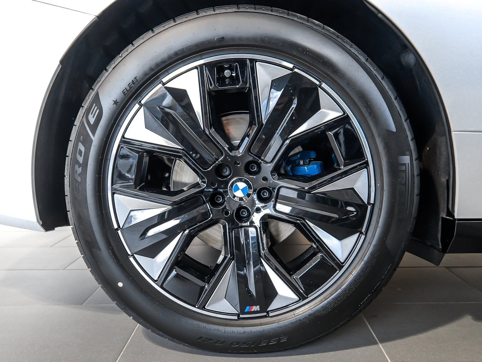 BMW iX - Bild 7
