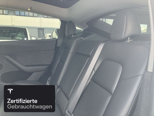 Tesla Model Y Performance foto 12