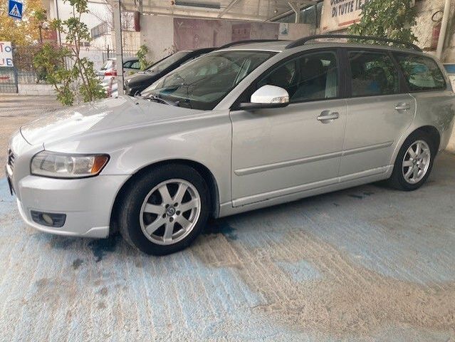 Volvo V50 D2 POLAR