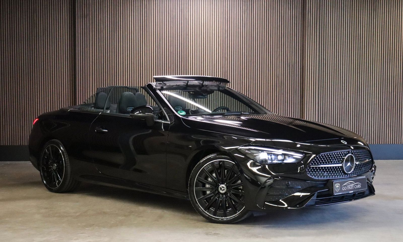 Mercedes-Benz CLE Cabriolet 300 4MATIC|AMG Line |MBUX|Burmeist imagem 2