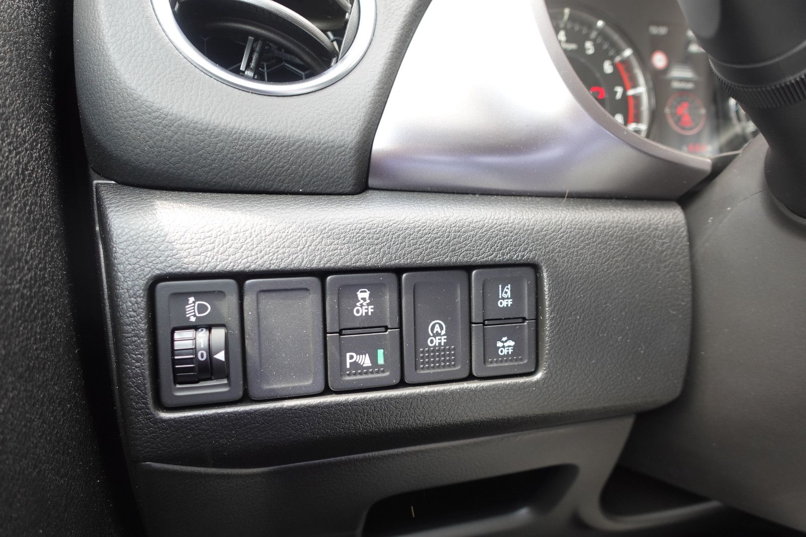 Fahrzeugabbildung Suzuki Vitara 1.4Hybrid Club Navi, Kamera,PDC,LED