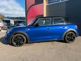 MINI COOPER Mini 5-trg. *Pano *H&K *Keyless *JCW Pake - mit Benzin-Antrieb: 9 Sitzer