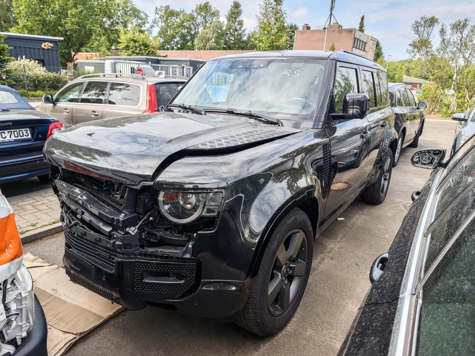 Land Rover Defender 110 PANO Motor läuft NETTO 25.209€