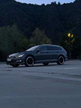Volkswagen Passat Variant 2.0 TSI DSG 4MOTION Highline ... - VW Passat Variant von privat