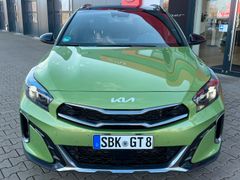 Fahrzeugabbildung Kia XCEED 1.5T DCT7 GT LINE LEDER GLASDACH ALLWETTER